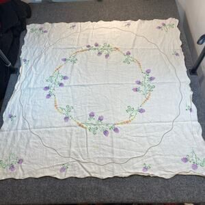 Vintage Handmade White Purple Floral Scallop Edge Table Cloth Mid Century 45x45